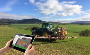 Tablet y parcela Smart rural